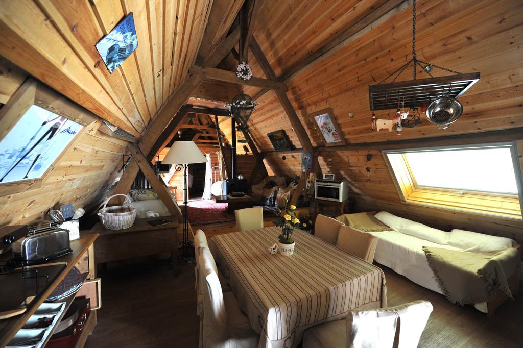 La Ferme Des Templiers De Flechinelle Bed & Breakfast Enquin-les-Mines Rom bilde